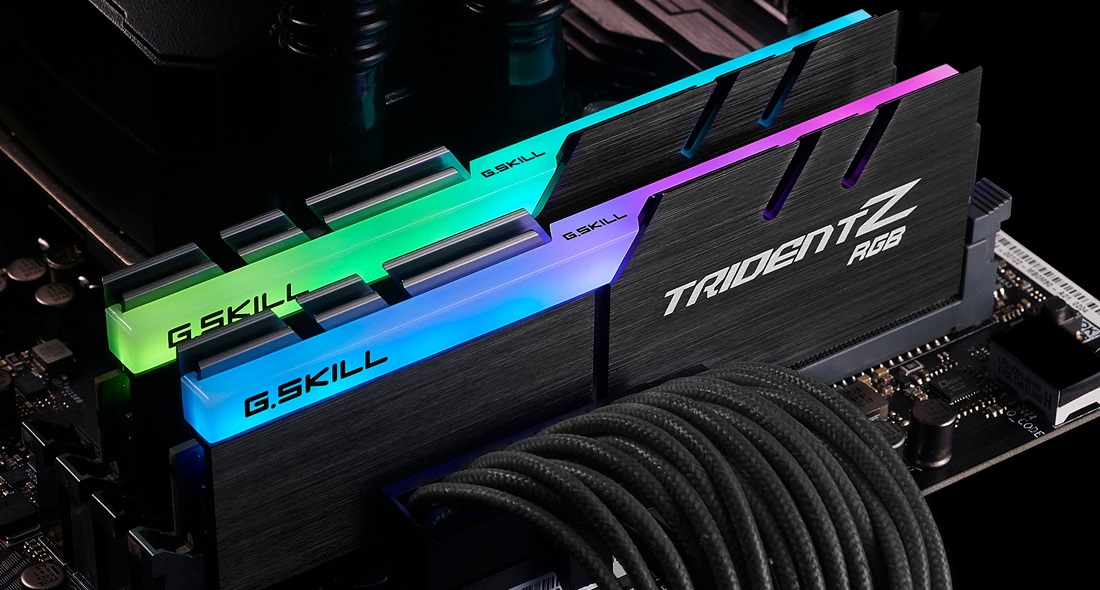 Модуль памяти DDR4 G.SKILL TRIDENT Z RGB 32GB (2x16GB) 3600MHz CL16 (16-19-19-39) 1.35V / F4-3600C16D-32GTZRC