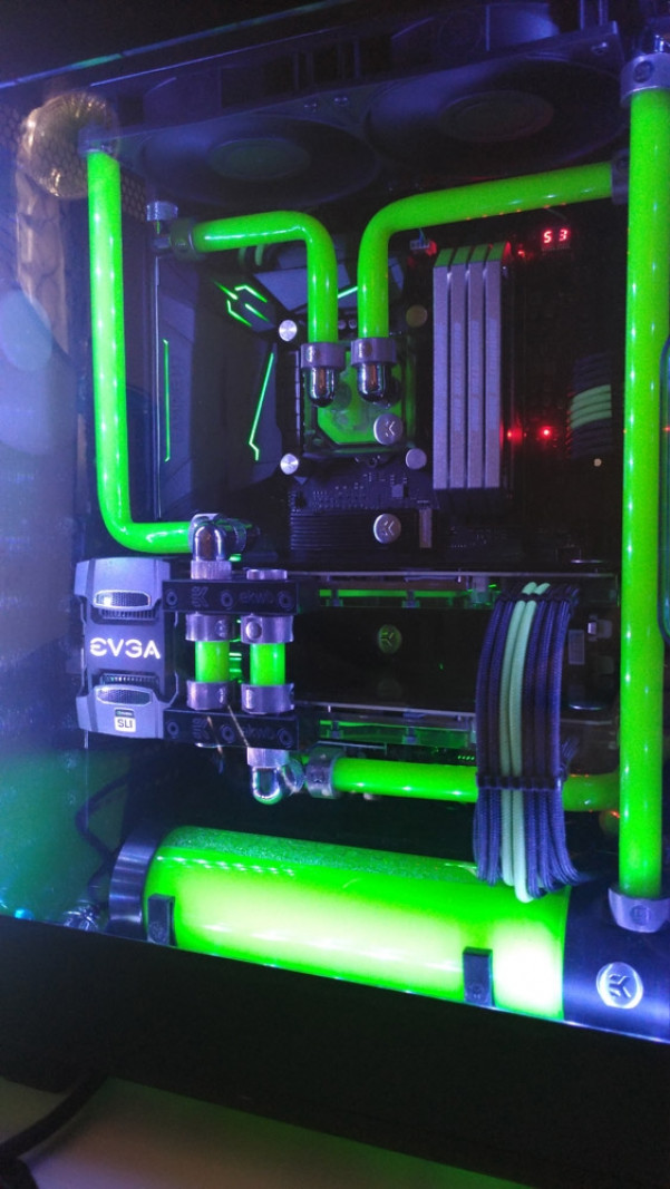Жидкость для СЖО EKWB EK-CryoFuel Solid Neon Green (Conc. 250mL) (пастель, зеленая)