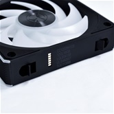 Вентилятор Lian Li UNI FAN CL WIRELESS 120 / 12CL1W1B BLACK / 120x124x28мм (PWM, ARGB, 2150 об/мин (Max.), 29,8dBa) / G99.12CL1W1B.R0
